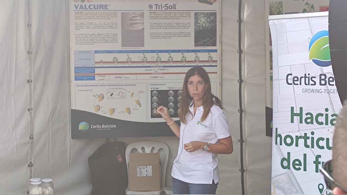 eComercioAgr's tweet photo. Zanón nos explica cuando utilizar #Valcure o #trisoil dependiendo de la situación y estado del #suelo
#ecosistema #SaludSuelo #ControldePatogenos
#HorticulturaDelFuturo https://t.co/N1RpEHsz7G