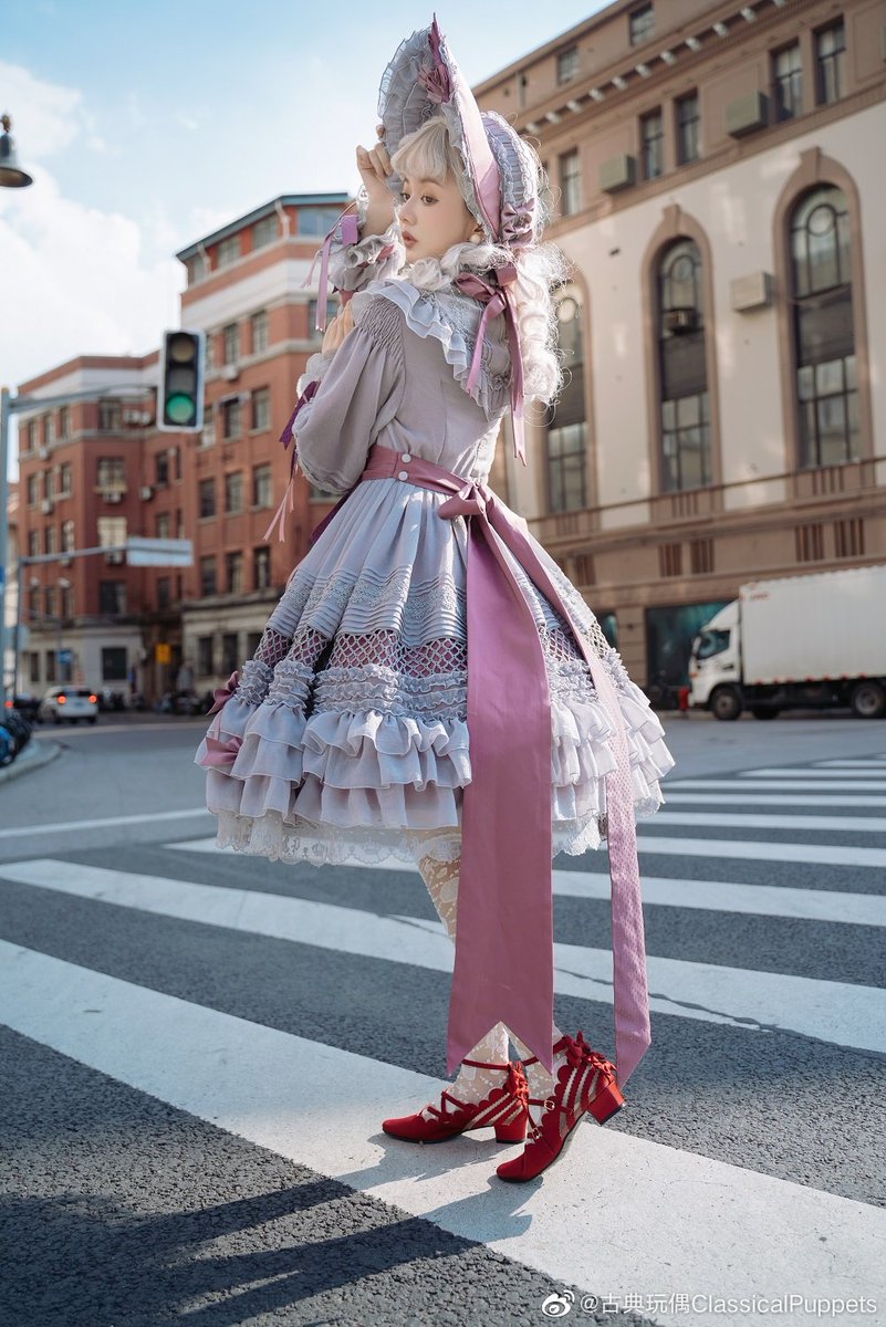 Rococo's Closet on X