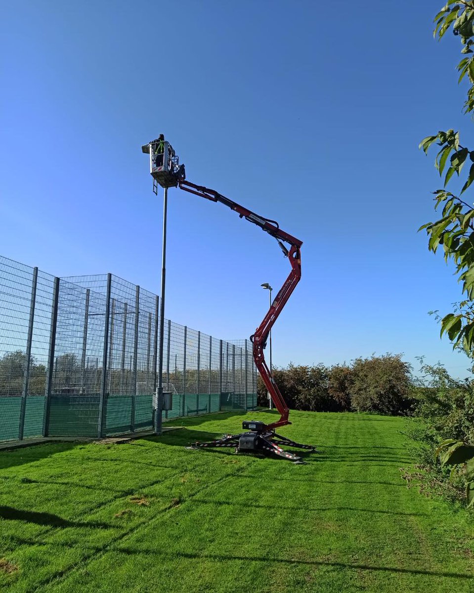 Our 15m #Hinowa Spiderlift is the perfect machine for maintenance tasks 
📞 01724 622 010
📧 hire@vertikaluk.com
Discover our full range of powered access machines vertikaluk.com/access-hire/ 
#vertikal #accesshire #spiderlift #hinowa #scunthorpe #grimsby #hull #lincoln #doncaster