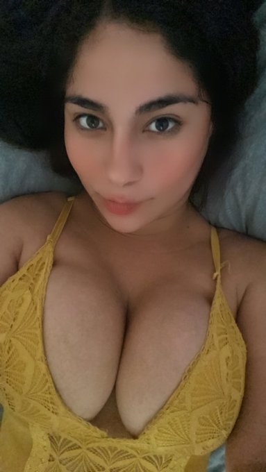 Donde me darías lechita en mi carita o en mis tetas ?? ???

https://t.co/Mp31tWfdmk https://t.co/51H