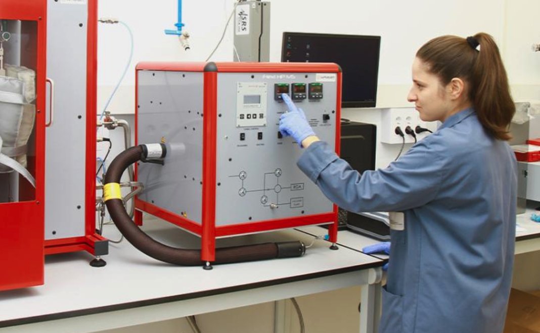 Ceit_BRTA's tweet photo. #CEIT forma parte del proyecto #H2MAT que busca desarrollar estructuras metálicas híbridas para la industria del #hidrógeno.
🤝@AZTERLAN, @Cluster_Energia, @sidenoraceros, @tecnalia, @tubacex , @upvehu @MUnibertsitatea 🤝
https://t.co/Ztor4w5PpB https://t.co/vjBW0wspkM