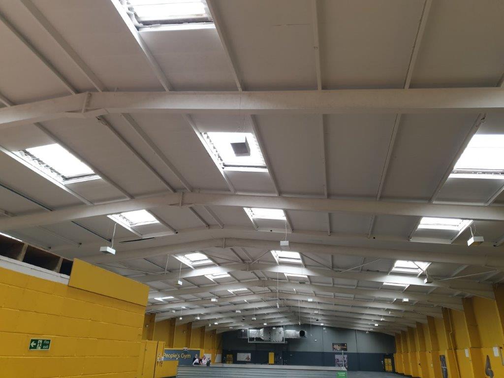 Nwb100's tweet photo. Existing warehouse unit internal/external refurbishment to transform into a new storage center over a 20 week project. Safestore Wigan https://t.co/3SQLWbtDA1