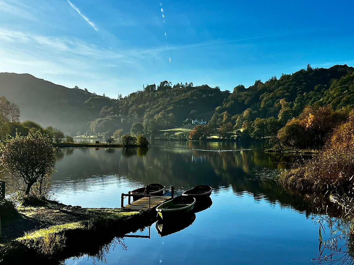 Wouldn’t you rather be in #Grasmere?
#Tuesday #LakeDistrict #Autumn #LoveUKWeather <a href="/CumbriaWeather/">ᴄᴜᴍʙʀɪᴀ ᴡᴇᴀᴛʜᴇʀ</a> <a href="/StormHour/">#StormHour</a> <a href="/ThePhotoHour/">#ThePhotoHour</a>