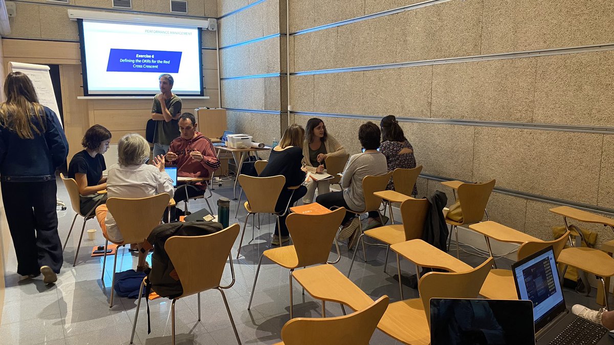 abd_ong's tweet photo. Excercise time 📝
Defining the OKRs for the Red Cross Crescent.
Onboarding Refugees to the camp you are running is key to deliver your
promise to your beneficiaries. "Here you are at home."
Involve the community, the current residents, provide clear info… #EU3Digital https://t.co/9pUHHl1iJe