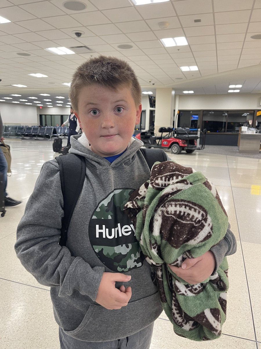 BuckeyeCoaster's tweet photo. Hayden is wondering what this #highsurfadvisory is all about at @SeaWorld Orlando! We will both find out later this morning! #SWO2023 #SeaworldOrlando https://t.co/LDufHWUt3R