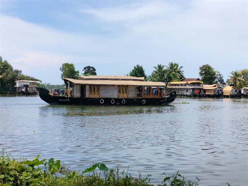 hackertrail's tweet image. The HackerTrail team in India took some time off last week to visit the beautiful coastline of Alleppey - where we enjoyed the lagoons, backwaters and beaches.

#GetReadywithHT #HackerTrail