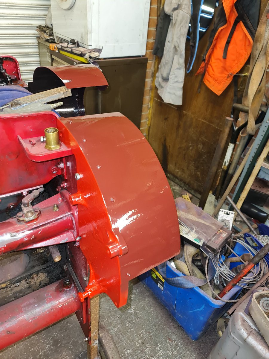 BurrellShowmans's tweet photo. The new colour https://t.co/aSqi0xqGEf