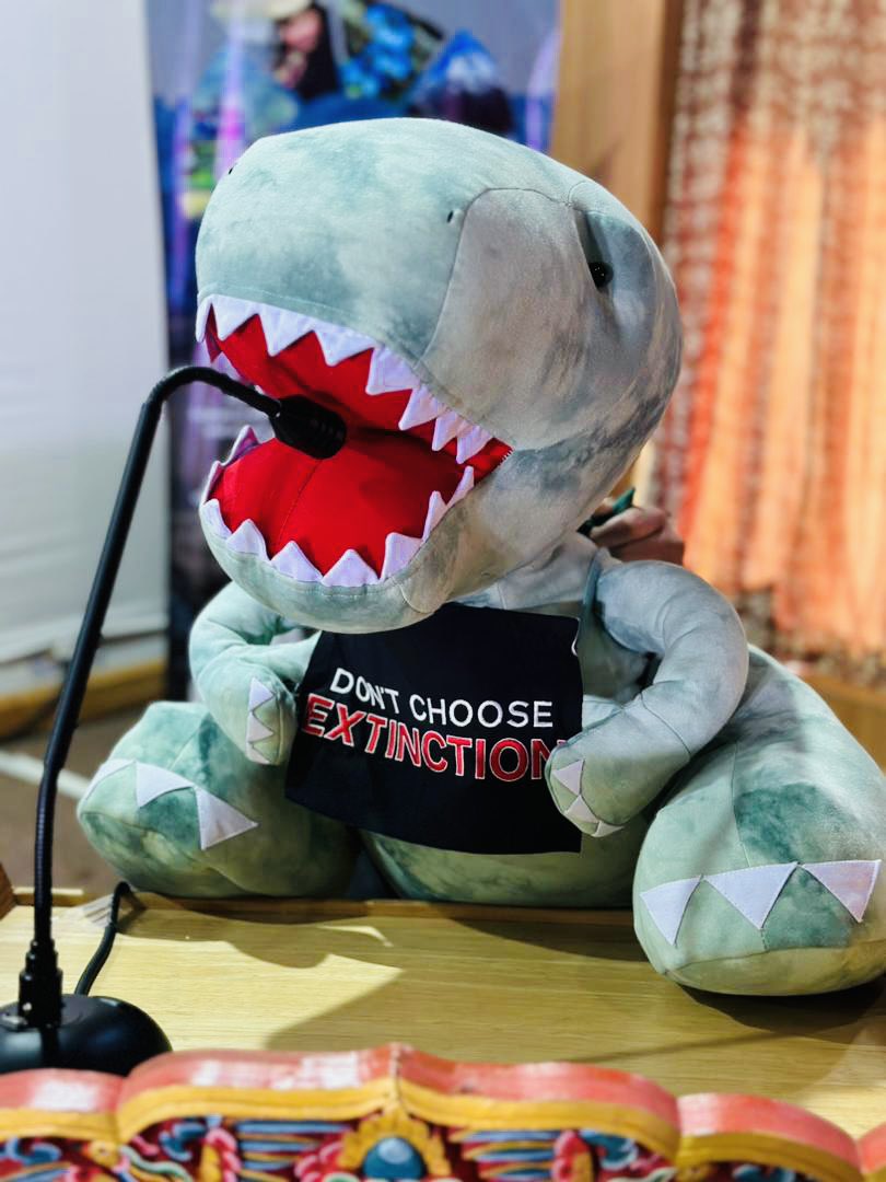 UNDP_Bhutan's tweet photo. 🦖 @frankiethedino is in #Bhutan for the Climate Conclave opening at 6pm BST (GMT+6) today. We can’t ignore #ClimateChange any longer. Unless we end the excuses, we’ll be another species facing extinction.
Take #ClimateAction before it’s too late: https://t.co/JdJcSkvVdT https://t.co/fTH6zwp5TS