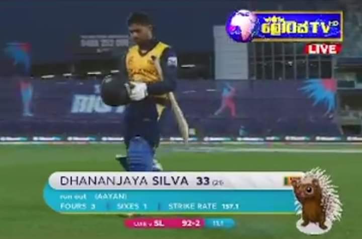 Supun_Tharaka_1's tweet photo. 𝐖𝐞𝐥𝐥 𝐩𝐥𝐚𝐲𝐞𝐝 𝐝𝐡𝐚𝐧𝐚..♥️
#T20WorldCup #SLvsNAM #ST_18 #CricketTwitter https://t.co/fDB9TuowLF