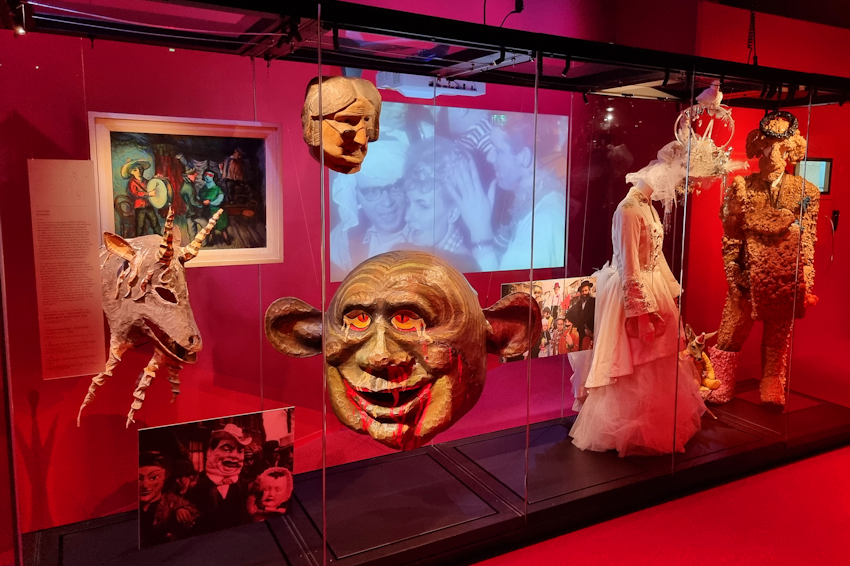 ShowThemeNL's tweet photo. De tentoonstelling Mystiek – Rituelen. Verstilling. Extase. laat zien hoe de mens al eeuwenlang probeert de werkelijkheid te ontstijgen. Voor deze tentoonstelling heeft ShowTheme de integratie van de audiovisuele technieken verzorgd. Voor ons artikel zie:
https://t.co/egKOZaeTXt https://t.co/Rv4EYJaNP8