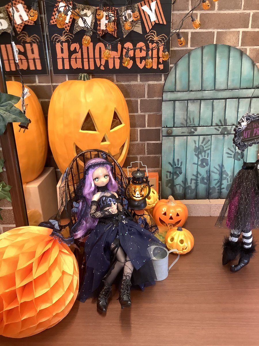 toel_uru's tweet photo. #777っ子
#アゲハ服
#corashop
#VIVIYA
#HISYOアイ
ハロウィン in 秋葉原ド-ルポイント https://t.co/OLGI0PtGFP
