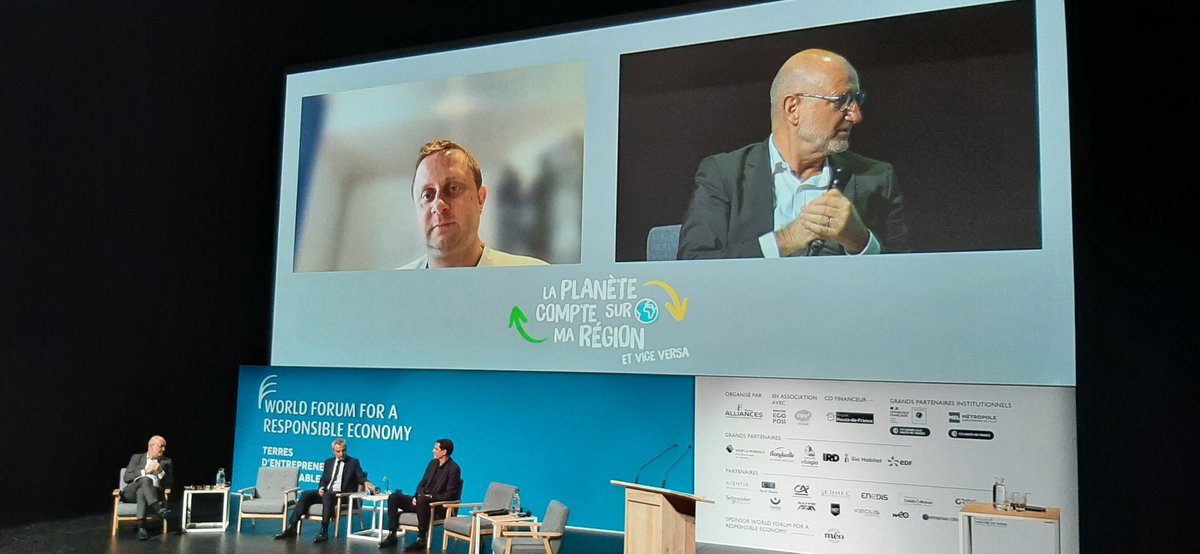 CgrandLille's tweet photo. Avec les collègues du #GroupeProjetClimat, ns participons aux travaux du #WFRE
"La planète compte sur nous" alors, allons-y groupés !
@JPLetartre @jm_lobry @olesovhcom @MathiasPovse https://t.co/IPHX3rlQM0