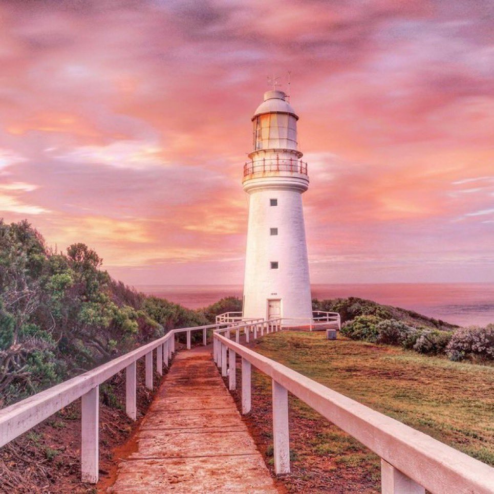 Dream job for a lucky water scientist in the city of Melbourne <a href="/MonashEAE/">Monash Earth, Atmosphere and Environment 🌏🌪️🍃</a> 👇

A global, open and broad search with no preconceived ideas about exact field. 

Looking for an exceptional candidate who is committed to our inclusive culture and values. 

📸 <a href="/Melbourne/">Melbourne, Australia</a> <a href="/_hotham/">Hotham</a>