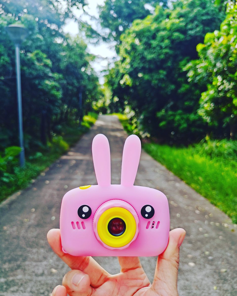 krsmoil's tweet image. This is a great camera for girls, who love bunnies. A pink body and 2 inch ips creates sharp images and video.
Shop now: krsmoil.com
#kidscamera #childrencamera #pinkcamera #halloween #kidstoys #kidsgifts #kidsdigitalcamera #videocamera #toys #krsmoil #bunnycamera