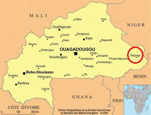 TiladoAbga's tweet photo. #Burkina A #Diapaga dans la #Tapoa (Est) : les populations disent non à une 2e année blanche consécutive pour cause de #terrorisme. En colère aussi contre ces profs payés par l’Etat mais qui orait ‘’abandonné’’ leur enfant pour le privé à #FadaN’Gourma #Education #Lwili #TL226 https://t.co/aAGXwUhJ92