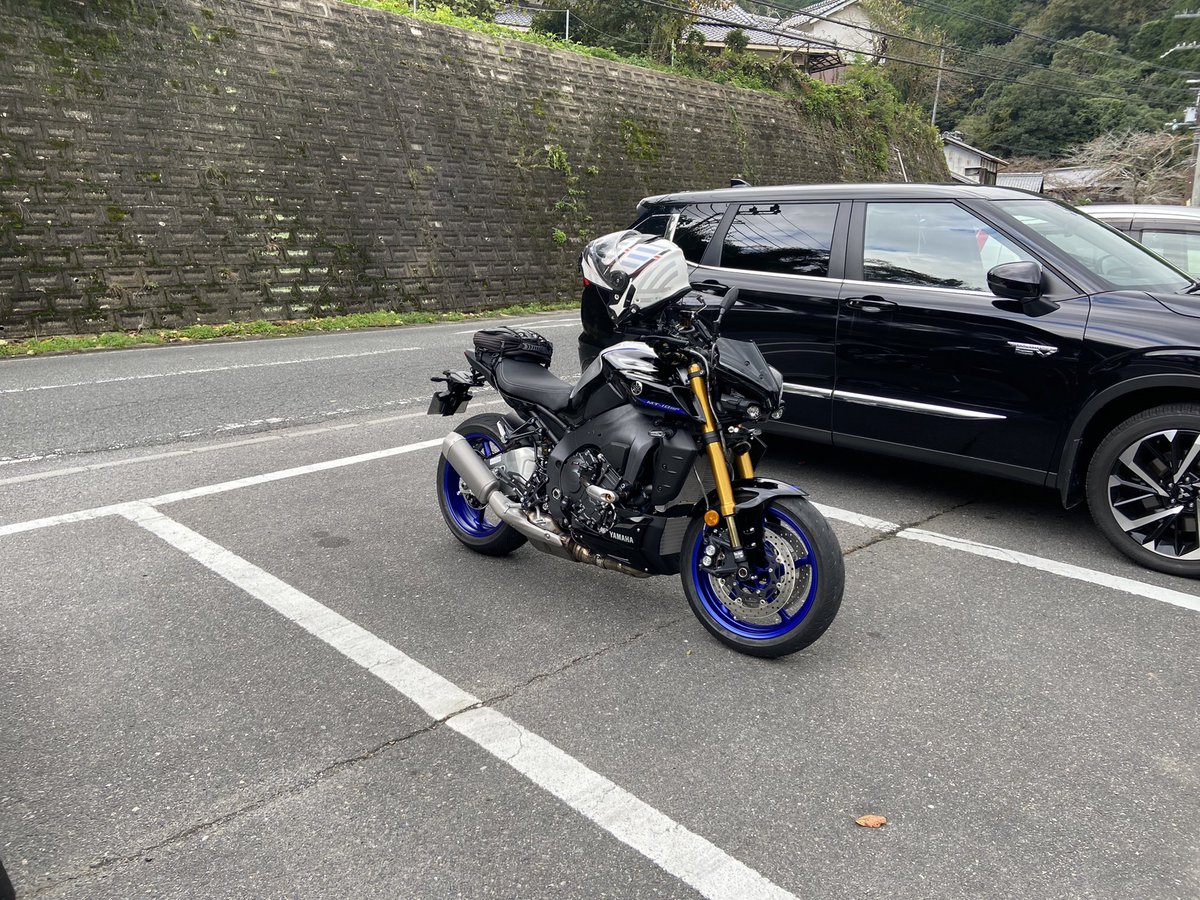 MT09SP3's tweet photo. 遂に新相棒が、登場しました。2022 MT-10SPです。旧相棒のMT-09SPは、ドナドナです😅
月ヶ瀬に行って来ました
#MP10SP
#MP09
#相棒
#YSP寝屋川
#月ヶ瀬
#湖畔の里 https://t.co/dTYyTFx76g