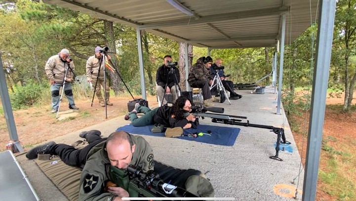 rfedeto's tweet image. 🔝🔝 Podio

📍 Campo tiro #Parga (Lugo)

🥇 Concepción Constanza GONZÁLEZ (SMA)
🥈 Ángel Antonio CORRAL (GAL)
🥉 Francisco Javier GORGÉ (ARA)
📃 Alberto Manuel DE CASTRO (ARA)
📃 Christian LÓPEZ (GAL)
📃 Rafael CARRILLO (NAV)

Resultados
tirolimpico.org/competiciones-…

#FClass #rimfire