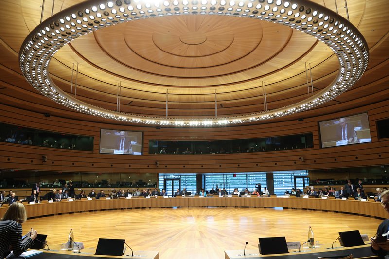ItalyinEU's tweet photo. 🇮🇹🇪🇺| In corso a #Lussemburgo 🇱🇺 il Consiglio Affari Generali con il Ministro @amendolaenzo
In agenda:
🔹Consiglio europeo #EUCO
🔹Legge elettorale 🗳️elezioni Parlamento 🇪🇺
🔹Conferenza sul futuro dell'Europa #COFEU
🔹Stato di diritto in 🇵🇱
Più info:
https://t.co/PntT1mzMm8 https://t.co/y7oC4bK5ta