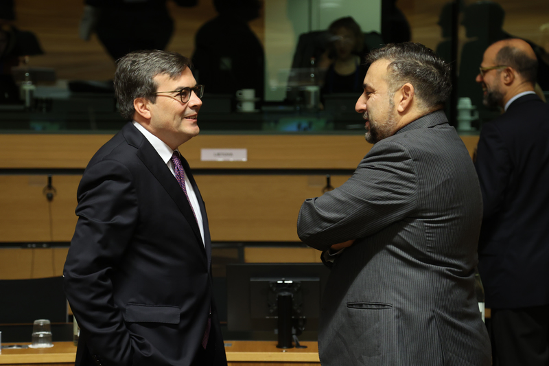ItalyinEU's tweet photo. 🇮🇹🇪🇺| In corso a #Lussemburgo 🇱🇺 il Consiglio Affari Generali con il Ministro @amendolaenzo
In agenda:
🔹Consiglio europeo #EUCO
🔹Legge elettorale 🗳️elezioni Parlamento 🇪🇺
🔹Conferenza sul futuro dell'Europa #COFEU
🔹Stato di diritto in 🇵🇱
Più info:
https://t.co/PntT1mzMm8 https://t.co/y7oC4bK5ta