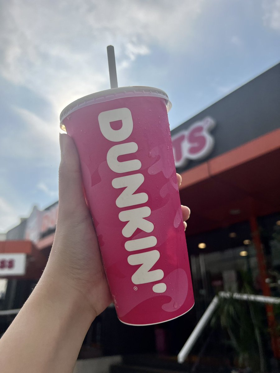 Dunkin' Philippines on Twitter "Get EXTRA LARGE (22oz.) Iced Coffee for P50 on Oct 21 and