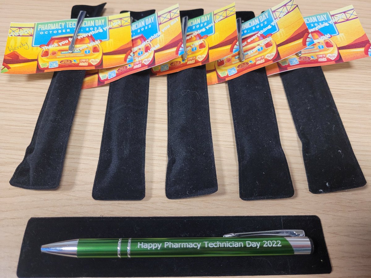 VikkiBurnell's tweet image. I wanted to do something a little special for the #pharmacytechnicians I line manage. Happy #pharmacytechnicianday. Thank you for everything you all do! 

#rxtech #technician #pharmacytech #pharmacy #communitypharmacy #hospitalpharmacy