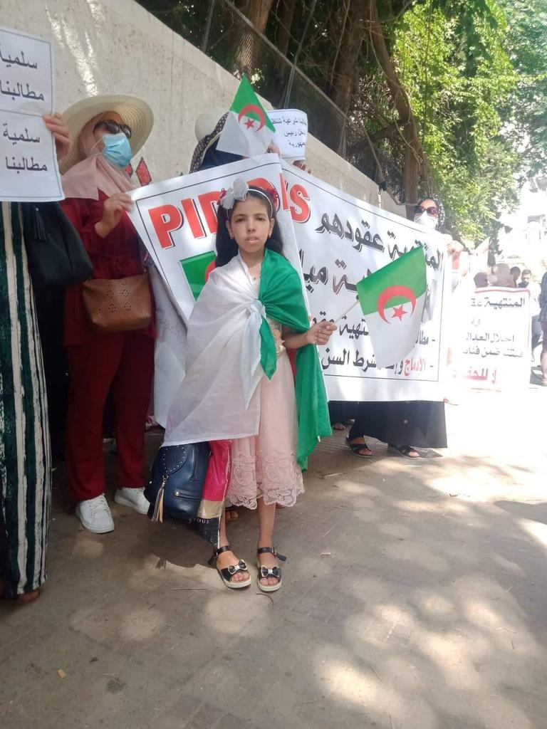 #تمموا_الإحصاء_وعجلوا_المرسوم💎⁦🇩🇿⁩
الله الله العقود المنتهية ياسيادة الوزير الأول
<a href="/BAbderrahmane_A/">Aïmene BENABDERRAHMANE - أيمن بن عبد الرحمان</a>