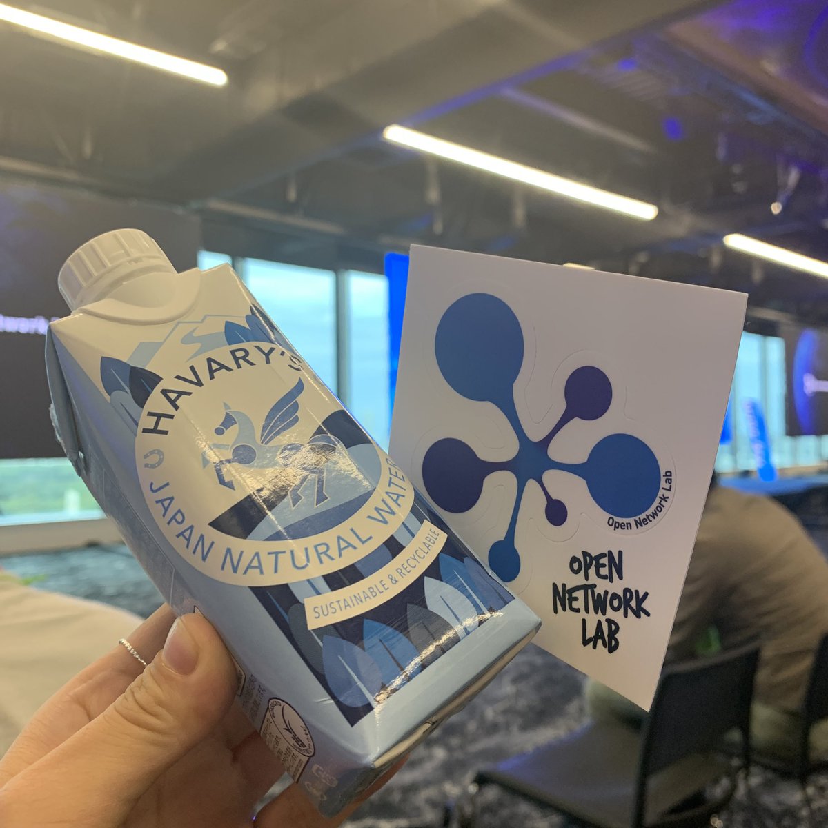 Akiakiho9's tweet photo. Open Network LabのDemo Dayにオーディエンスで参加してきました🙌 事業もプレゼンのレベルも高すぎて圧倒されました…!
#OpenNetworkLab #DemoDay https://t.co/GX8RfydYyb