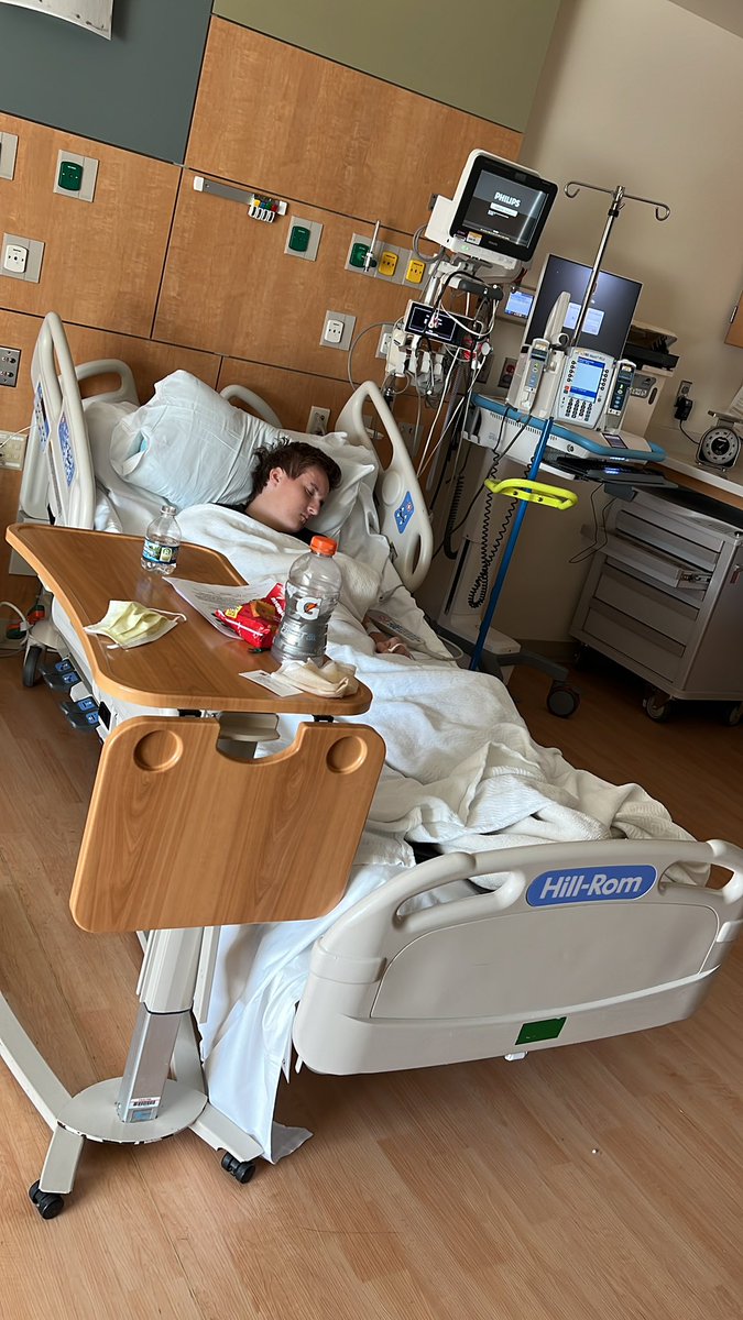 Tim_Bingham's tweet photo. #ucsucks #ulcerativecolitis #lifetakesguts my son had a flare up and I am so thankful for all the doctors and nurses at @RileyChildrens for taking great care of my boy. https://t.co/4VXY9wosUi
