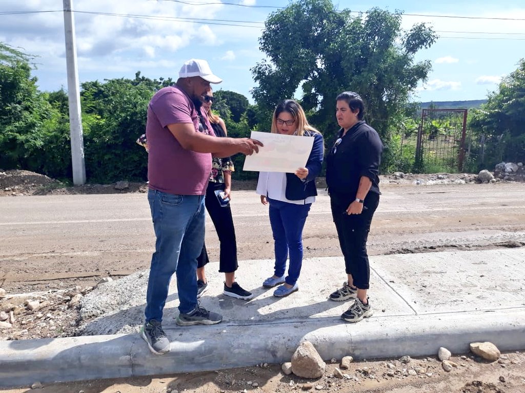 GreyPrezDaz1's tweet photo. Muy pronto en El Barro, #Azua #EcoHabitat Angel Dario Ramírez  @propeepgob @luisabinader  @neneycabrera @laurarbisono https://t.co/tdGzysnD2u
