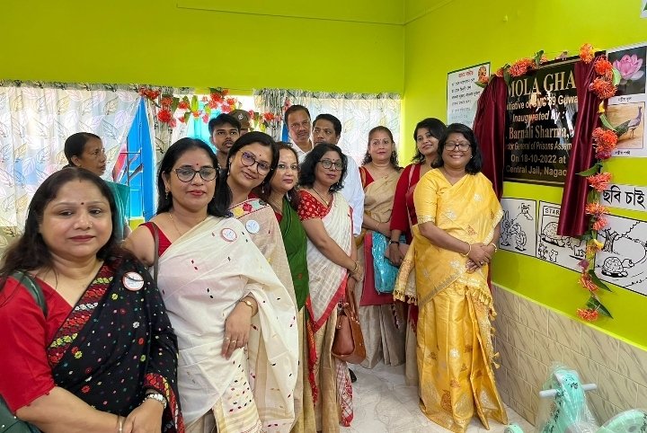 sharma_barnali's tweet photo. Inaugurated a crèche "Umola Ghor" for children of female inmates in Central Jail, #Nagaon today.
It is an initiative of SMC'89 in collaboration with  @OilIndiaLimited.
Umola Ghor opens a new vista in prison reforms in #Assam. https://t.co/4uGyof5XWE