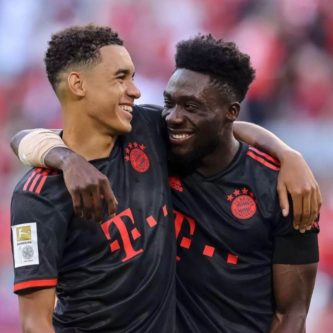 iMiaSanMia's tweet photo. Alphonso Davies on Instagram: They may have denied you of your Kopa Trophy but they won't deny you of your future Ballon d'Or 🙏🏿 #goldenboy https://t.co/xdAn48VU8u