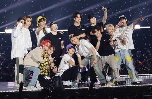 hi ! i'm luna ! 

i made this account to help my co-student carats meet our home, seventeen.

i'll host raffles wherein all of the proceeds will be used to buy concert tickets or caratbong for giveaways.

help retweet ! thank you ! 🫶🏻