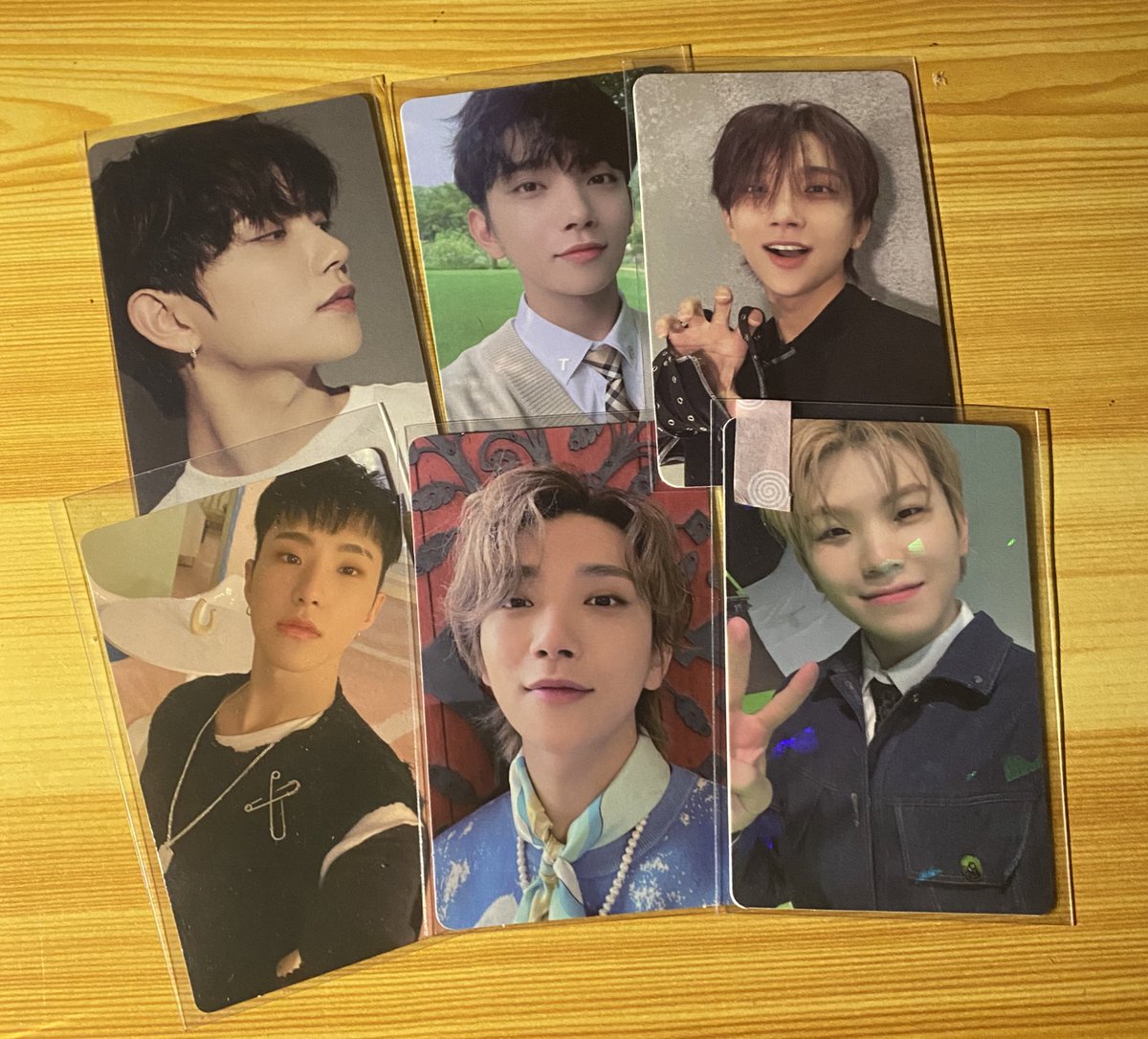 allforcaratsvt's tweet photo. 🫶🏻 mini giveaway ! 

get a chance to win one of these pcs ! 🫶🏻

🐈‍⬛ like n rt ! 
🐈‍⬛ mbf me !
🐈‍⬛ like n rt my pinned ! 

ends on oct 19, 11 pm. https://t.co/VHJpf9FVVb