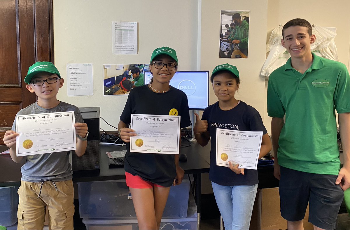 DigitalWorksUSA's tweet photo. Teen-led nonprofit works to close Digital Divide in the Northeast
Learn about the new @Computer4People 4 Teens program by clicking on the link below. You don't want to miss it!
https://t.co/mGCA2Aru7p #ConnectedNation #KidsTechSummit https://t.co/n1bZULyDaz