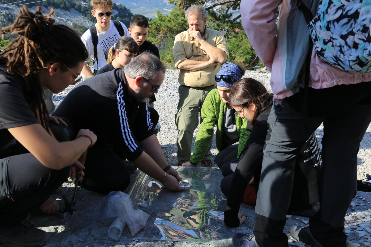 DST UNIFI tweet media