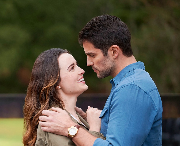 MissHook007's tweet photo. "Un amour de bodyguard" et "Un amour de Boulanger" avec @brantdaugherty  seront demain à partir de 13h55 sur @TF1 💙💙💙 @BrantKim_fr https://t.co/JM1Zs6Nzc5