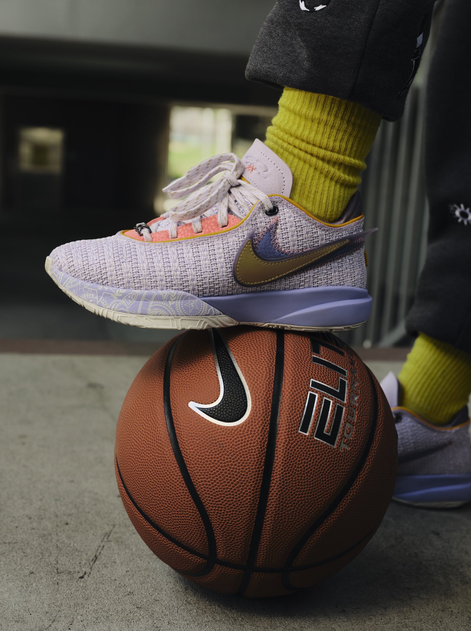 NIKE】LEBRON XX PF レブロン 20 PF | バッシュの選び方ブログ