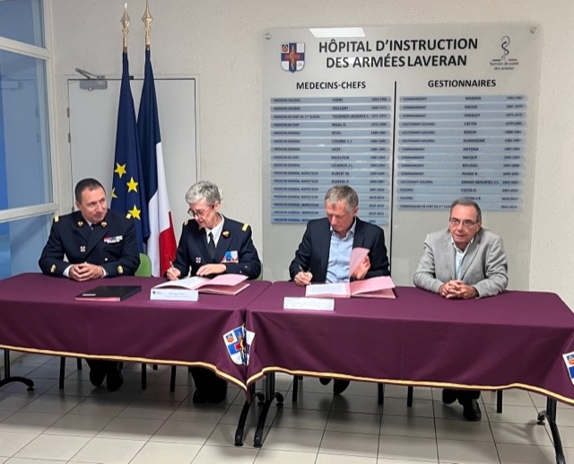 GHT Hôpitaux de Provence (@ghthdp) on Twitter photo Aujourd'hui, l'<a href="/aphm_actu/">AP-HM - Hôpitaux Universitaires de Marseille</a> établissement support du <a href="/ghthdp/">GHT Hôpitaux de Provence</a> et l'<a href="/HopitalLaveran/">Hôpital Laveran</a> ont signé une convention d’association qui les engage à participer activement à la réalisation d’actions de coopération. <a href="/perez_sylvi/">Sylvi Pėrez</a> <a href="/FCREMIEUX/">François Crémieux</a> <a href="/AyoubLoriane/">Loriane Franco-Ayoub</a> <a href="/PrDRossi/">Dominique Rossi</a> <a href="/ARSPaca/">ARS Paca</a> Aujourd'hui, l'<a href="/aphm_actu/">AP-HM - Hôpitaux Universitaires de Marseille</a> établissement support du <a href="/ghthdp/">GHT Hôpitaux de Provence</a> et l'<a href="/HopitalLaveran/">Hôpital Laveran</a> ont signé une convention d’association qui les engage à participer activement à la réalisation d’actions de coopération. <a href="/perez_sylvi/">Sylvi Pėrez</a> <a href="/FCREMIEUX/">François Crémieux</a> <a href="/AyoubLoriane/">Loriane Franco-Ayoub</a> <a href="/PrDRossi/">Dominique Rossi</a> <a href="/ARSPaca/">ARS Paca</a>
