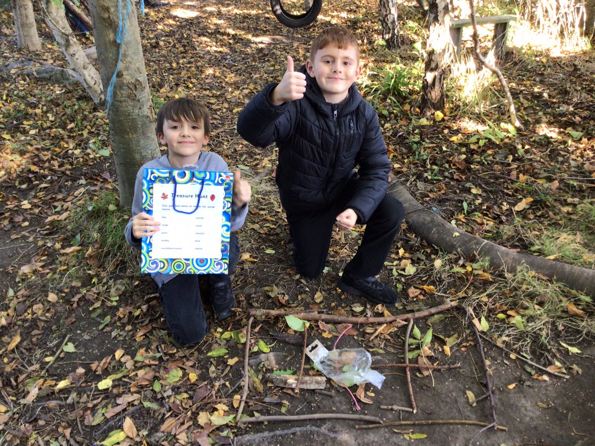 Ms_Middleman's tweet photo. @YsgolEmmanuel lots more fun with year 5 in Forest School today 🌳🌿 https://t.co/nAewBt6LwO