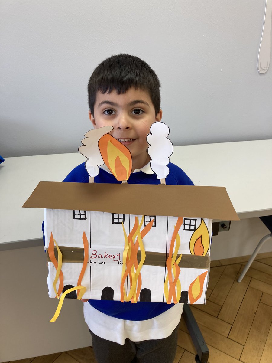 Great homework using recycled materials! Saleh from Y5 is learning about Ancient Greece &amp; Milan is exploring The Great Fire Of London #immerseinspireinclude #dt #RecycleWeek