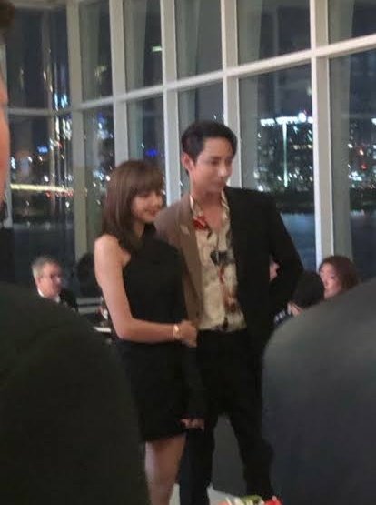 วันนี้นำเสนอซีรี่ 2 เรื่อง

LALISA AT AVRORA AWARDS #LISAxBvlgariSeoul #LISA #LeeSooHyuk

      รักวุ้นๆ                    ยัยตัวร้ายกับ
องค์หญิงวุ่นวาย            นายแบดบอย