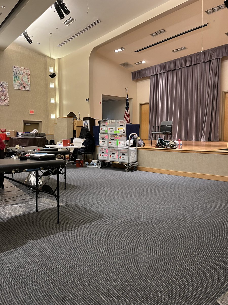 newcourtland's tweet photo. #Blooddrive happening now at #newcoutland. CEO Joe Duffey joined in. Let’s make a difference in saving a life…follow the link https://t.co/Z6JQ5F7LOs https://t.co/lmWvOhGoJ6