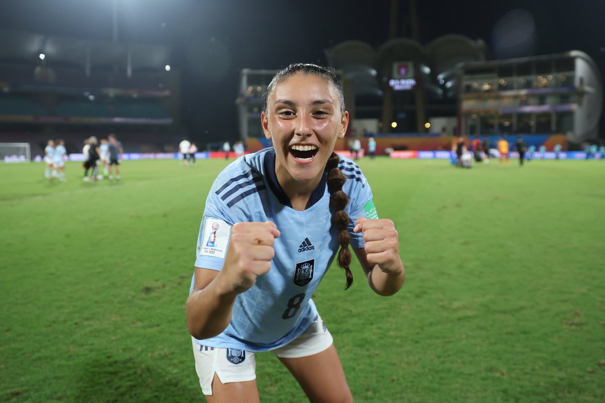 👋🏼 ¡Hola, <a href="/olayarodriguez_/">Olaya</a>!

🙄 No tienes pensado dejar de hacer PARTIDAZOS, ¿verdad?

🤩 Gracias, puedes llevarte tu 𝗠𝗩𝗣.

#U17WWC | #KickOffTheDream
