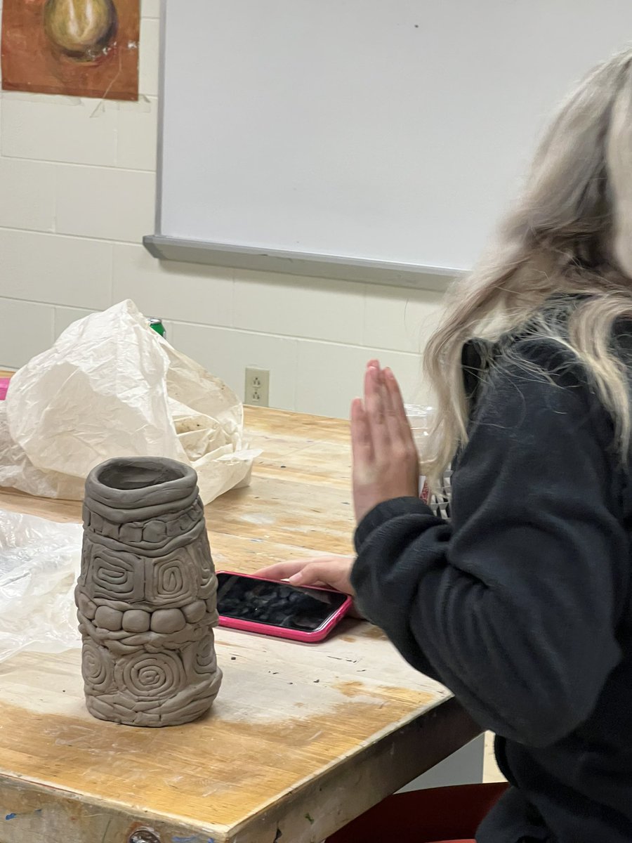 WBHSART2's tweet image. 1st period Ceramics Working hard to finish their Coil Vases before the end of the 8 weeks