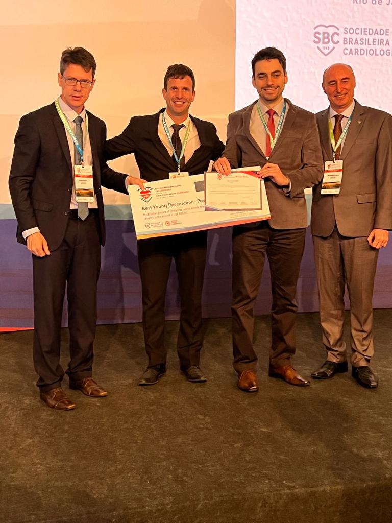 My first congress award! 😁 I am honored to be awarded first place in the young researcher - poster category at the 77th Brazilian Congress of Cardiology, held jointly with the World Congress of Cardiology. #WHFEL2022