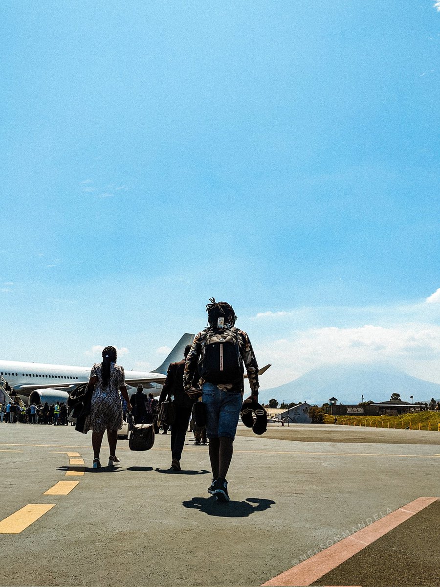 nelsonman11's tweet photo. Life is too short to be disrupted by same routine, so I'm always up for new adventures...
Onto the next destination 🧭
#congo #gomaexplorer #goma #traveler #teampixel #googlepixel #rdc #landscapes #photography #flycaa @el_kabwe https://t.co/fZmNdSOHb0