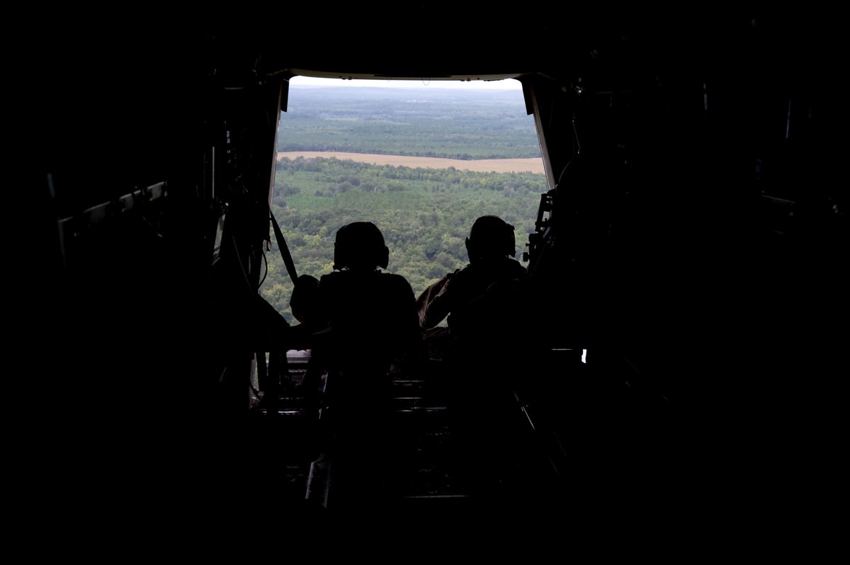 #TakeoffTuesday! 

Air Commandos, assigned to the 8th Special Operations Squadron, participate in a training flight on a CV-22 Osprey at Hurlburt Field. 

📸: A1C Natalie Fiorilli