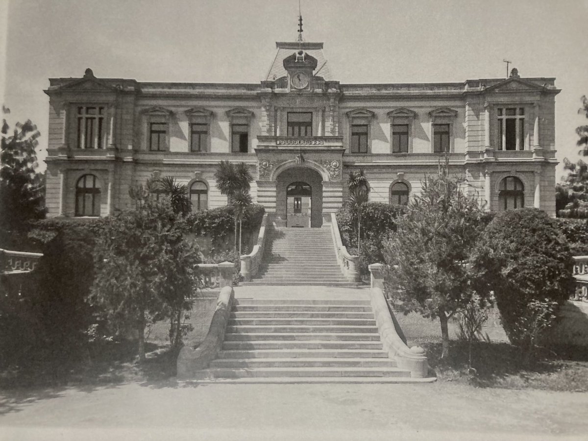 “Hace unas décadas”. Vista del manicomio de “La Castañeda”.