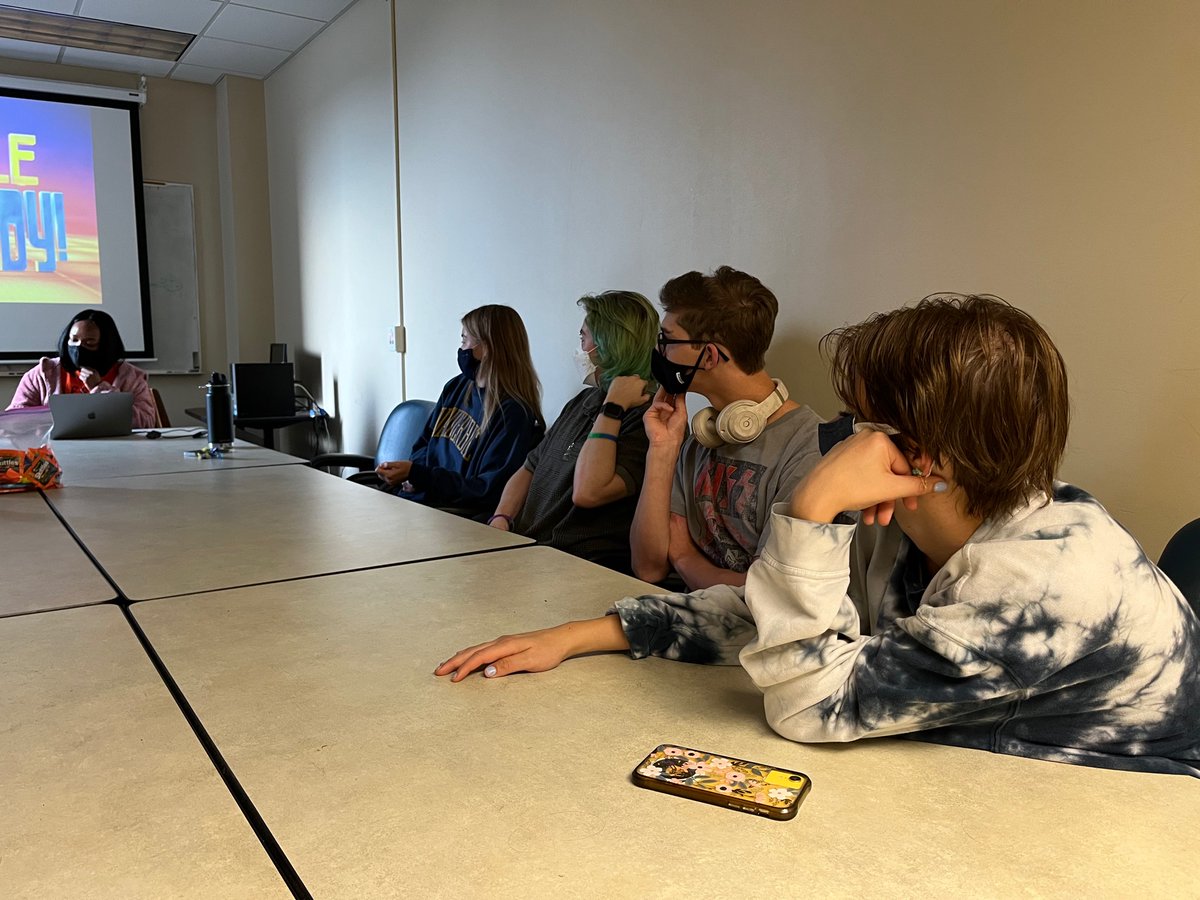 Maruska Lab (@maruskalab) on Twitter photo We played Jeopardy at lab meeting yesterday with categories on #fish anatomy, #behavior, #brain, & misc. lab stuff - fun time! - thanks to Teisha <a href="/Teisha_King4/">Teisha King, PhD</a> for organization! We played Jeopardy at lab meeting yesterday with categories on #fish anatomy, #behavior, #brain, & misc. lab stuff - fun time! - thanks to Teisha <a href="/Teisha_King4/">Teisha King, PhD</a> for organization!