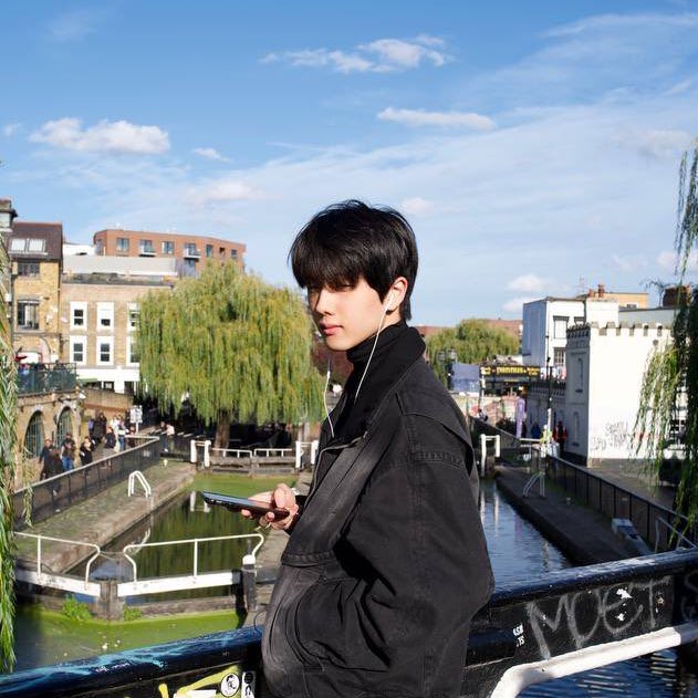 snowxmochi's tweet photo. รูปจีซองที่แจมินถ่ายก้อคือ ผ่านไป 3 ปีเอง ม่ายน้าาาาาาา ม่ายจิงงงงงงง ม่ายเชื่อออออออออ ป่อยยยยยยยยยย อย่ามาจับ ㅠ_ㅠ https://t.co/ofxIZno8Lb